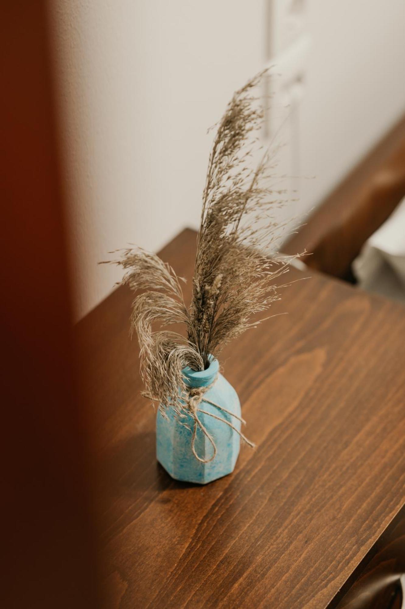 O Fotis Studios & Apartments อิโออันนินา ภายนอก รูปภาพ