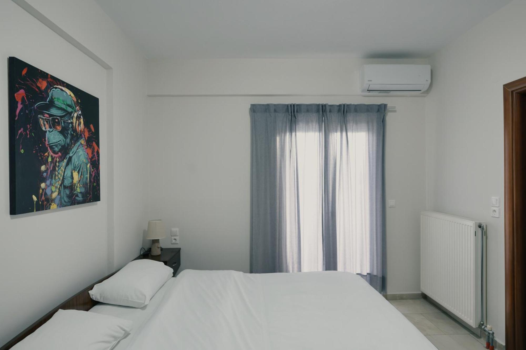 O Fotis Studios & Apartments อิโออันนินา ภายนอก รูปภาพ