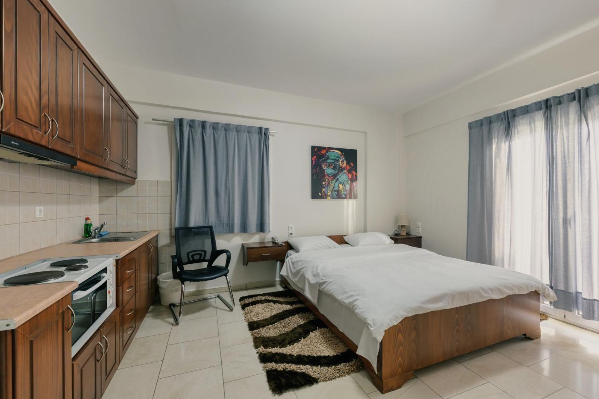 O Fotis Studios & Apartments อิโออันนินา ภายนอก รูปภาพ