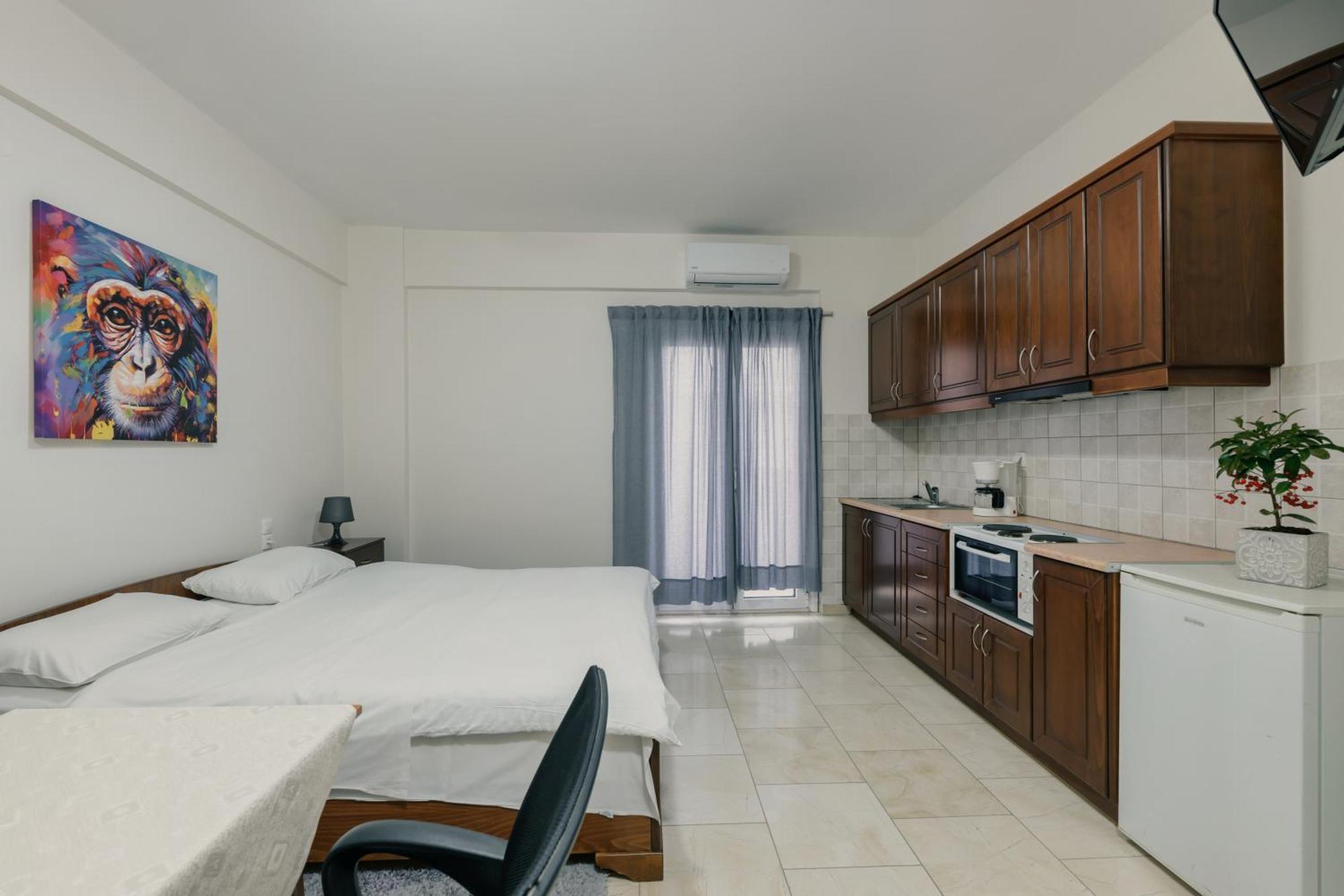 O Fotis Studios & Apartments อิโออันนินา ภายนอก รูปภาพ